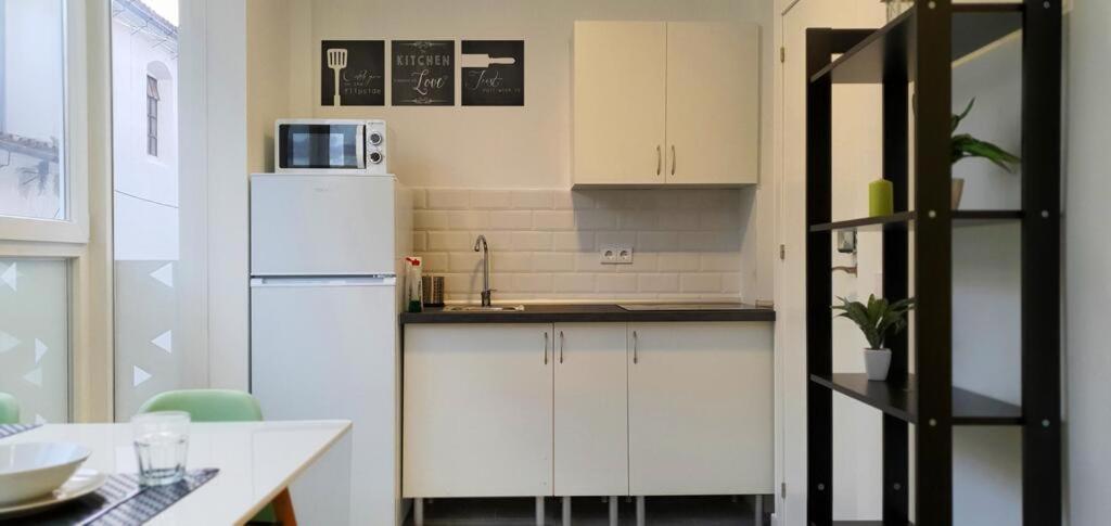 Apartamento De 2020 A Estrenar En Pleno Centro1B Algeciras Eksteriør billede